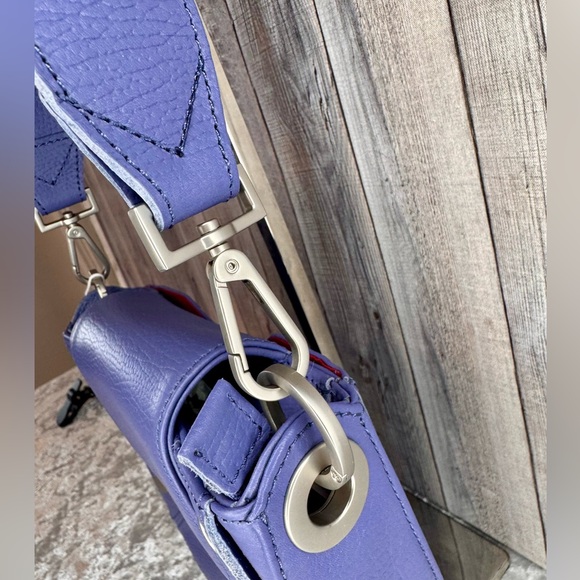 *New With Tags* Hammitt, Kayce Medium Pebble Leather Magnetic Saddle Crossbody - Picture 4 of 12